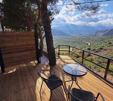 Delfoi Hotel | Chrissa Camping Rooms & Bungalows