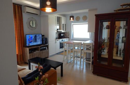 Perea Apartment | Christina-2