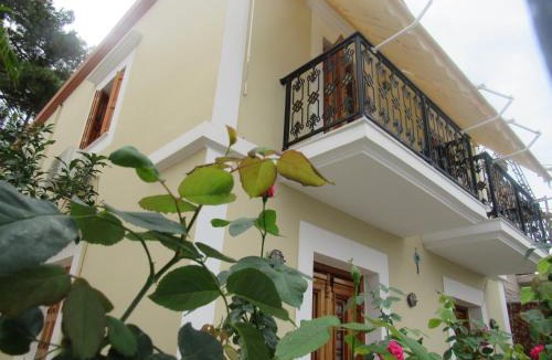 Symi Apartment | Chryssa Rooms