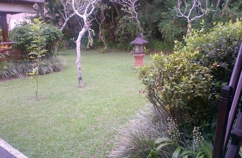Pengosekan Apartment | Classic room villa in Ubud