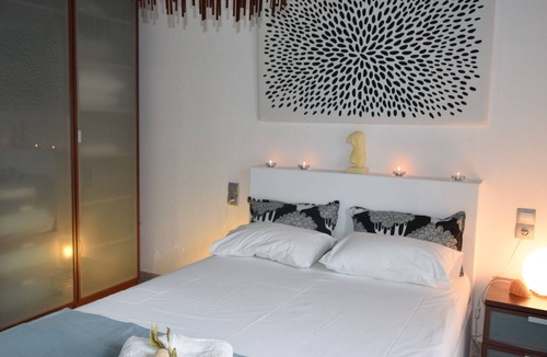 Ormos Korthiou House | CLIO'S BEACH HOUSE - DELUXE BEACH FRONT PROPERTY