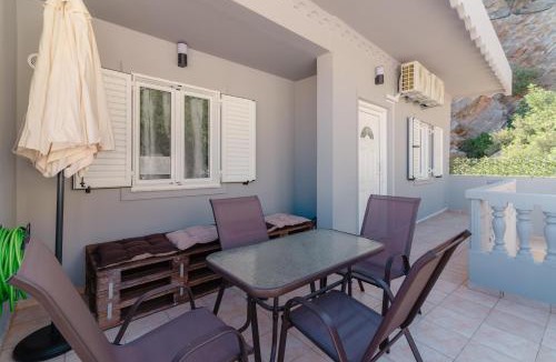 Minoa Pediada Apartment | Coastal Bliss- Tsoutsouros