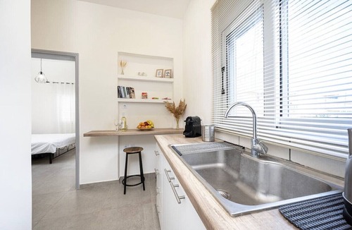 Kos Town Apartment | Coastal Elegance Suite 1Min to the Beach
