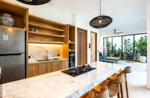 Munggu Villa | Coastal Gem: 5BR New Villa, 200m to Canggu Beach