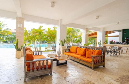 Los Melones Apartment | Coastal Luxury 2-Bed w Pool Access in Bayahibe