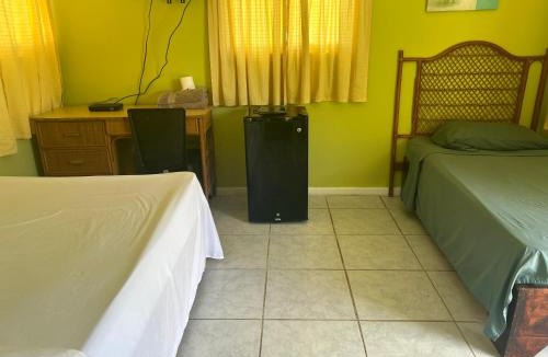 La Esplanada Hotel | Coco Hotel and Hostel