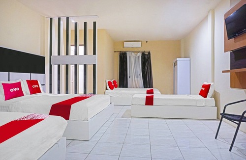 Singkang Hotel | COLLECTION O 91331 Hotel Grand Saota Soppeng