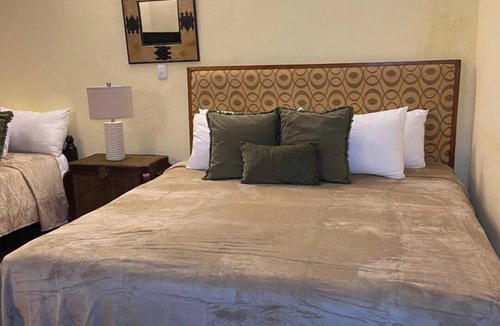 Zona Colonial Hotel | Colonial Mansion Hotel | Rooms King Ferdinand II, Breakfast Included