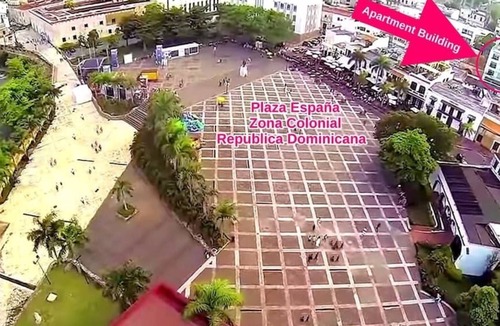 San Anton Apartment | Colonial Zone 1BR Apt @Plaza España, bright &clean