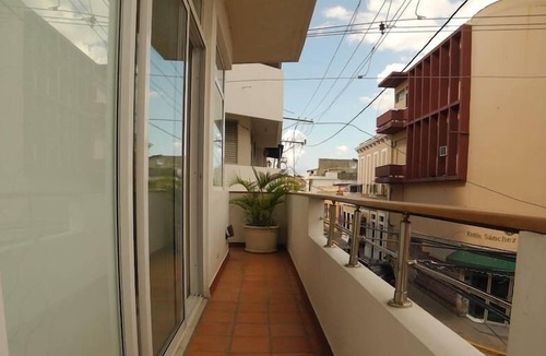 San Anton Apartment | Colonial Zone 1BR Apt @Plaza España, bright &clean