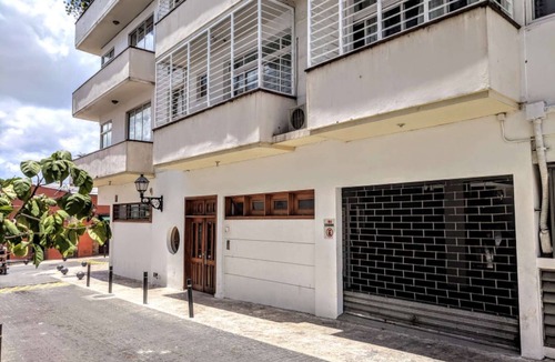 San Anton Apartment | Colonial Zone 1BR Apt @Plaza España, bright &clean