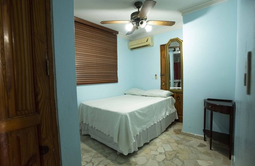 Viejo Arroyo Hondo Apartment | Colorful, cozy, downtown Santo Domingo
