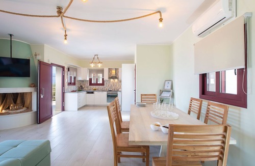 Nikiana Villa | Comfortable 3 bedroom Villa with swimming pool and sea view. Pet-Friendly