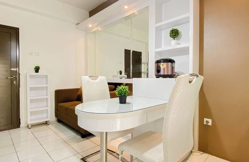 Pekayon Jaya Apartment | Comfortable And Decent 2Br At Apartment Kemang View
