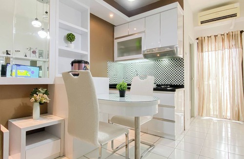 Pekayon Jaya Apartment | Comfortable And Decent 2Br At Apartment Kemang View
