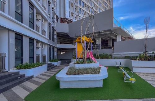 Tetebatu Apartment | Comfortable and Nice Studio Apartment at Delft Ciputra Makassar By Travelio