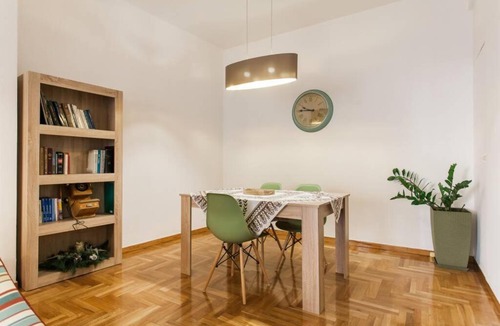 Plaka Apartment | Comfortable Apartment in Plaka