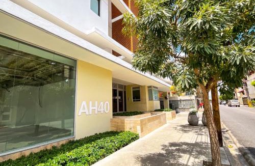 Viejo Arroyo Hondo Apartment | Comfortable Central Apartment