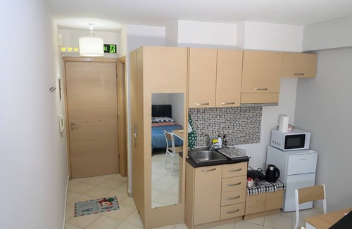Larissa Apartment | Comfortable Studio in Larissa near the Center with Easy Parking