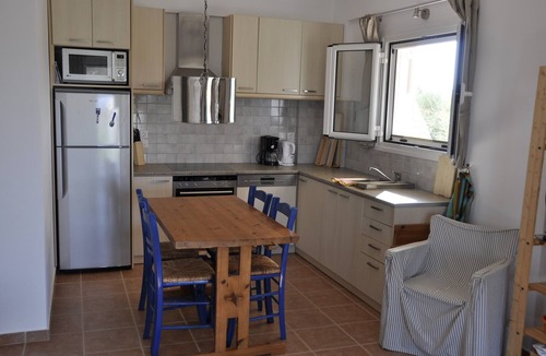 Pylos-Nestoras Villa | Comfortable vacation country house built in 2009 with panoramic sea views