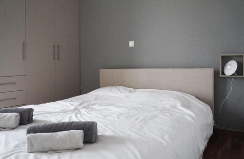 Kerameikos Apartment | Comfy Apartment With Acropolis View