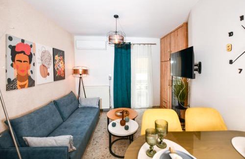 Larissa Apartment | Comfy Dots 1