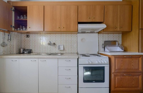 Filopappou Apartment | Comfy & Sunny flat w/h balcony@center up to 8ppl