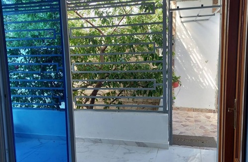 Los Frailes Apartment | Condo near AILA