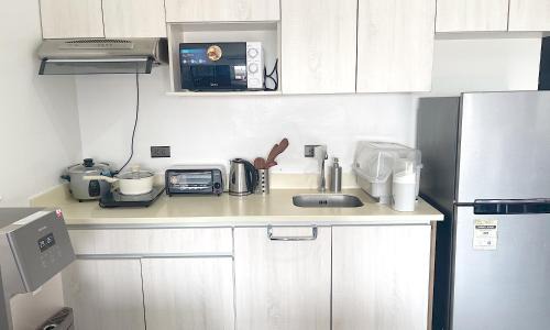 Bacolod Apartment | Condo with direct access to shopping mall in Bacolod City