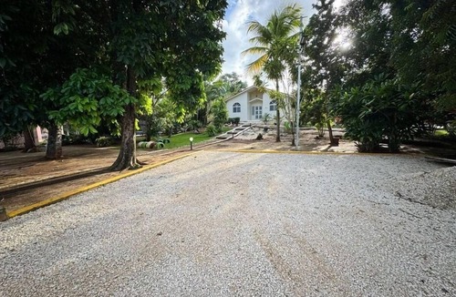 Sosua Apartment | Convenient |Parking|Pool|Beach a5M|Relaxing|AC|BBQ
