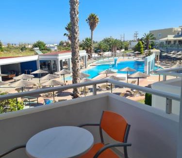 Tingaki Hotel | Corali Hotel