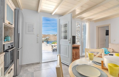 Ornos Apartment | CORFOS BLUE MYKONOS