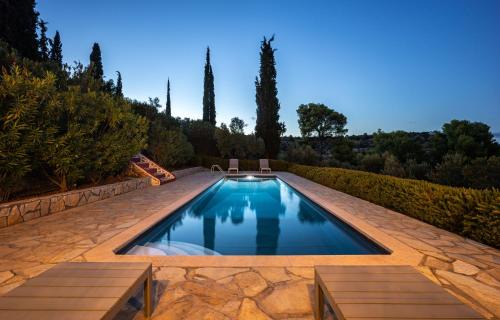 Katakali Villa | Corinthian Blue Retreat
