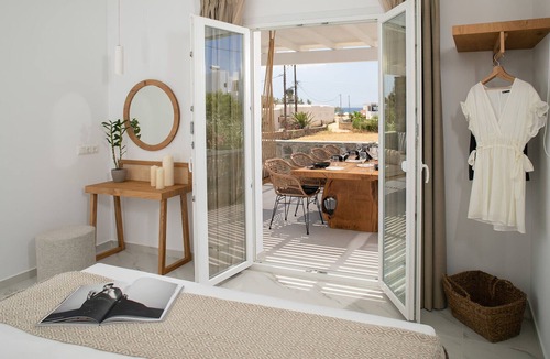 Plaka Hotel | Cosmos Hotel