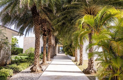 Punta Cana Villa | Costa Azul: Oceanfront villa w/private beach, pool, pickleball, jacuzzi & full staff