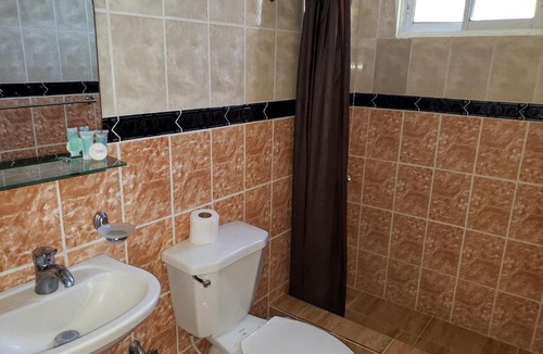 Costambar Apartment | Costambar Ocean Breeze - Beachfront Apartment with Pool