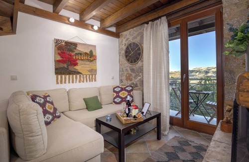 Arachova Apartment | Cosy Loft in Kalyvia Arachovas
