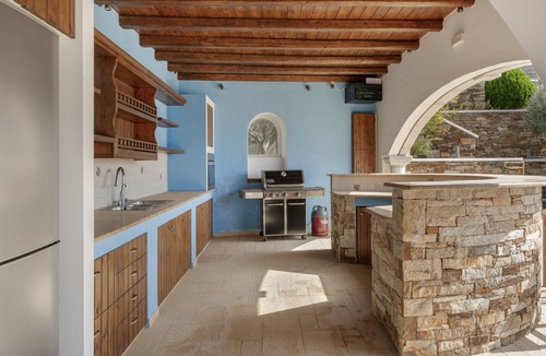 Ios Villa | Country House 'Faith - Ios' with Sea View, Wi-Fi and Air Conditioning