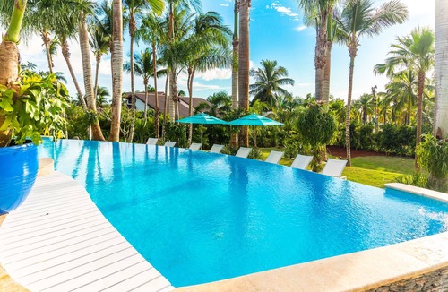 Casa de Campo Villa | Country House Prestigious Villa located in hills