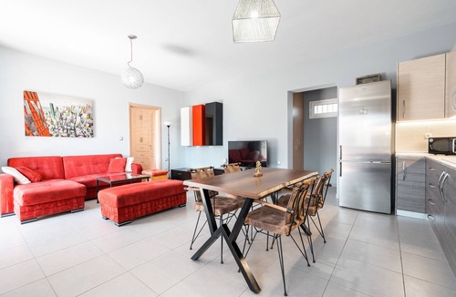 Faliraki Villa | Country House 'Villa Mata' with Private Pool, Wi-Fi and Air Conditioning