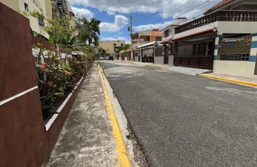La Caleta Apartment | Cozy 2 Bedroom with BBQ and free parking