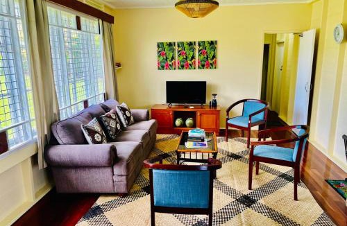 Suva House | Cozy 3BR Wooden Retreat