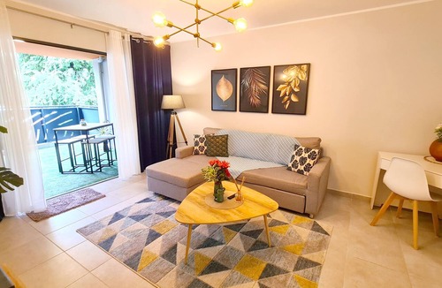 Papeete Apartment | Cozy, comfortable apartment in the heart of Papeete. WIFI, air conditioning & private garage