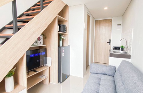 Lebak Bulus Apartment | Cozy Design Studio Loft At Apple 3 Condovilla Apartment