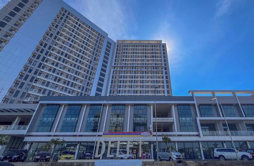 Panakkukang Apartment | Cozy Living Studio At Apartment Delft Ciputra Makassar