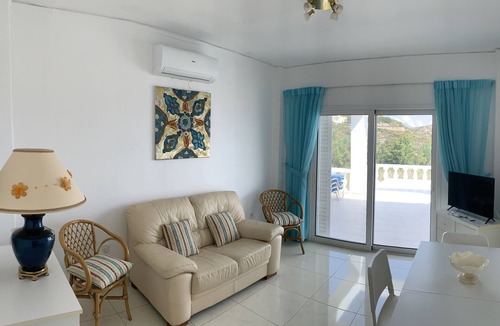Agios Nikolaos Town Apartment | Cozy seaside apartment with big veranda on Almyros Beach, Mirabello Gulf, Crete