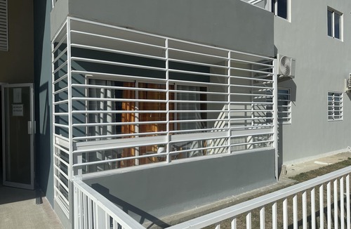 Villa Hermosa Apartment | Cozy Stylish Apartment, perfect location!