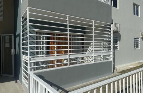 Villa Hermosa Apartment | Cozy Stylish Apartment, perfect location!