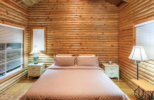 Constanza Villa | Cozy villa close to the rive in Arroyo Frio