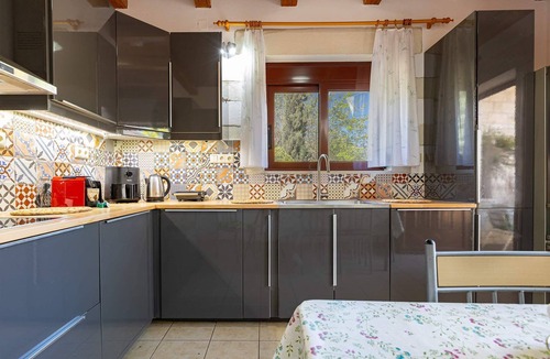 Alikambos House | Crete Charming Countryside Retreat, Private Garden